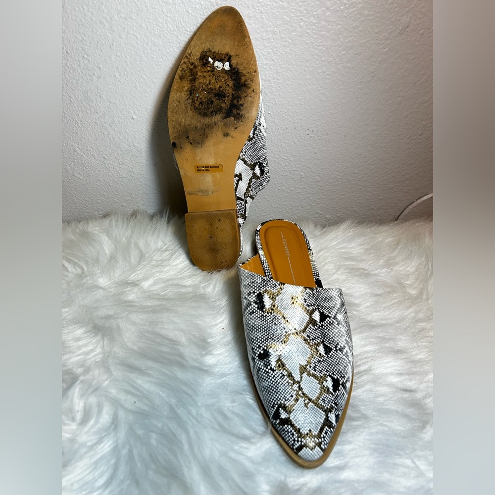 Report Illumi Asymmetrical Pointed Toe Snakeskin Flat Mule Size 8 - Picture 8 of 9